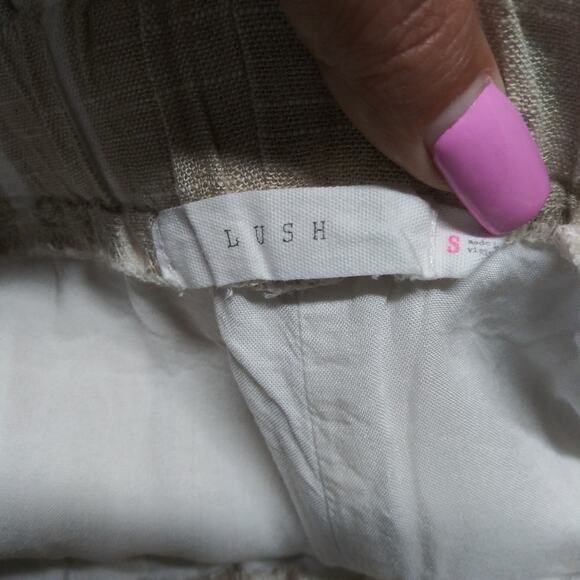 Lush Striped Taupe Cream Linen Casual Shorts Beach Vacation Size Small - Picture 4 of 6